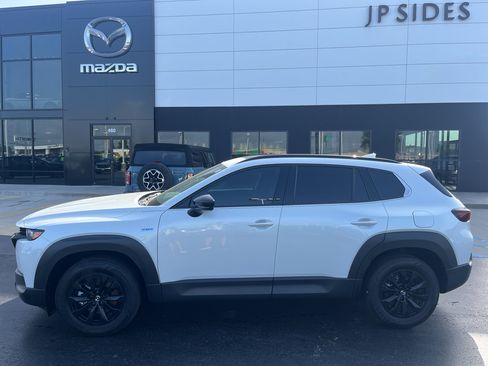Used 2025 MAZDA CX-50 AWD 2.5 Hybrid w/ Premium Pkg image 2