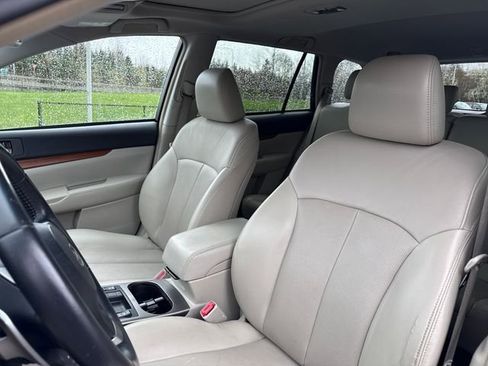 Used 2014 Subaru Outback 3.6R Limited AWD/4WD image 20