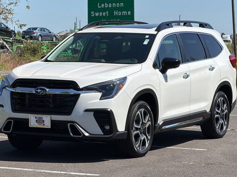Used 2026 Subaru Ascent Touring AWD/4WD image 8