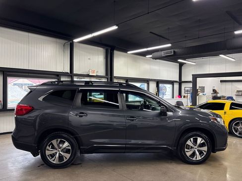 Used 2019 Subaru Ascent Premium w/ Popular Package #3 image 13