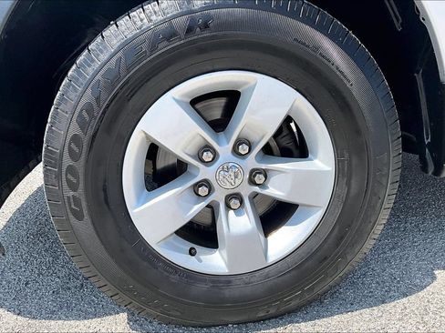 Used 2018 RAM 1500 Tradesman w/ Popular Equipment Group RWD image 8