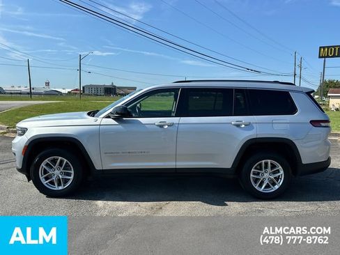 Used 2021 Jeep Grand Cherokee L Laredo w/ Luxury Tech Group I AWD/4WD image 9