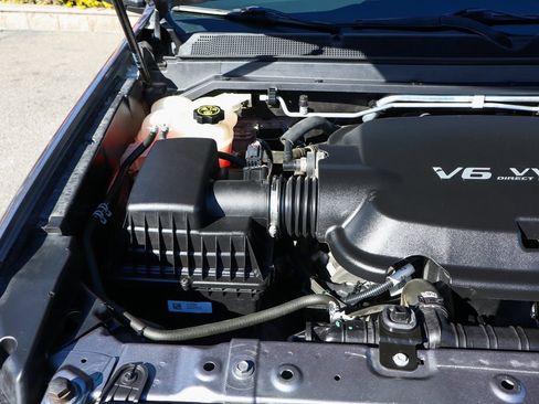 Used 2021 Chevrolet Colorado ZR2 w/ ZR2 Dusk Special Edition image 11