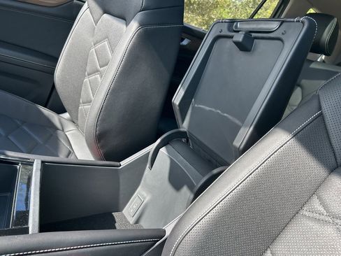 New 2026 Volkswagen Atlas SE image 40