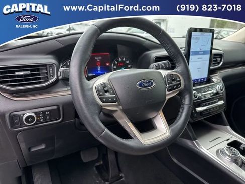 Certified 2023 Ford Explorer Limited w/ Limited Technology Package image 23