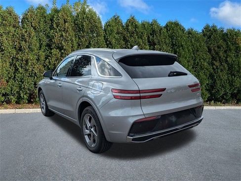 Used 2026 Genesis GV70 2.5T Advanced image 6