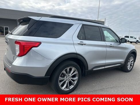 Used 2022 Ford Explorer XLT w/ Equipment Group 202A image 13