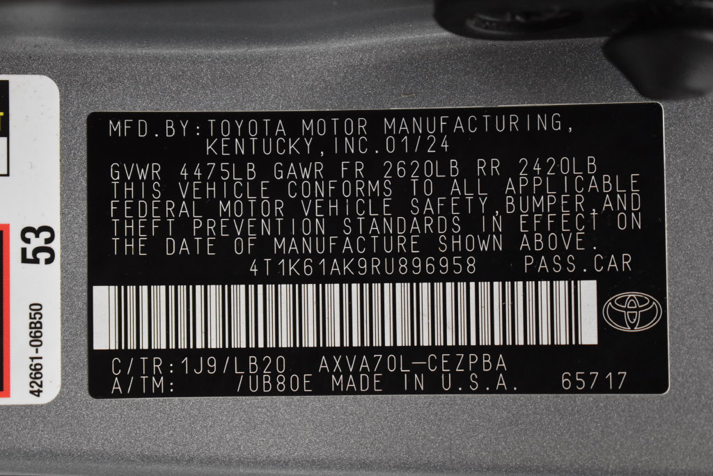 Used 2024 Toyota Camry XSE FWD image 39