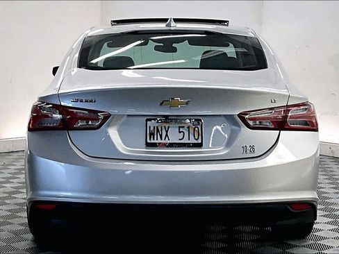 Used 2022 Chevrolet Malibu LT image 3