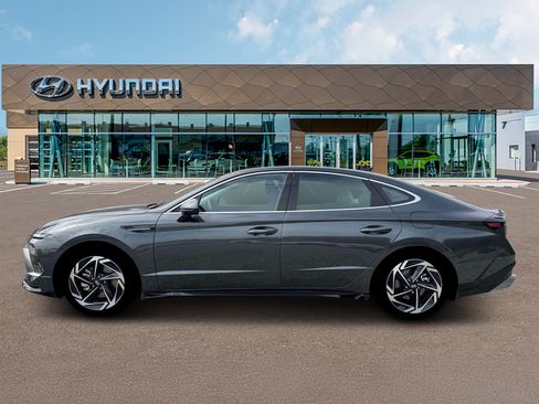 New 2026 Hyundai Sonata SEL FWD image 3