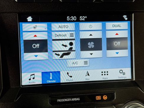 Used 2019 Ford F350 Limited AWD/4WD image 40
