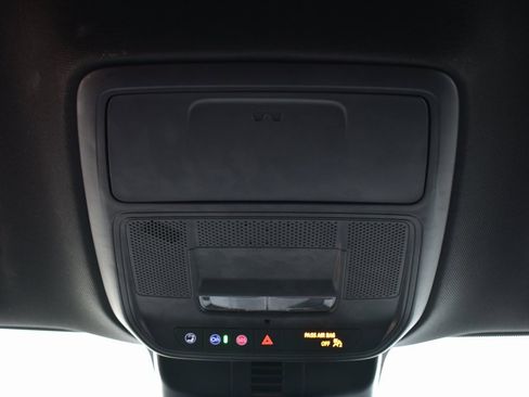 Used 2024 GMC Acadia Elevation image 43