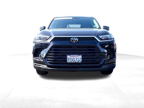 Certified 2025 Toyota Grand Highlander AWD image 10