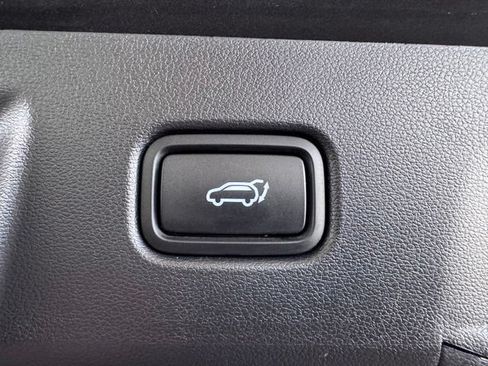 Used 2024 Hyundai Tucson Limited FWD image 25