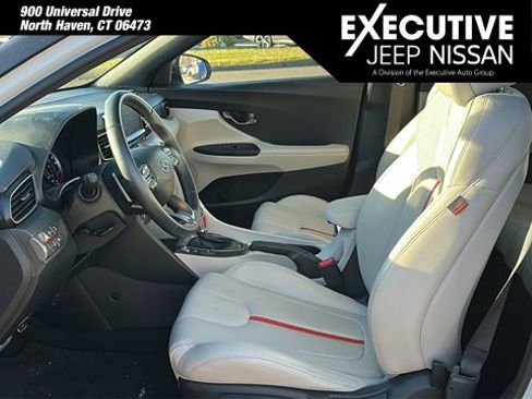 Used 2019 Hyundai Veloster Turbo Ultimate image 9