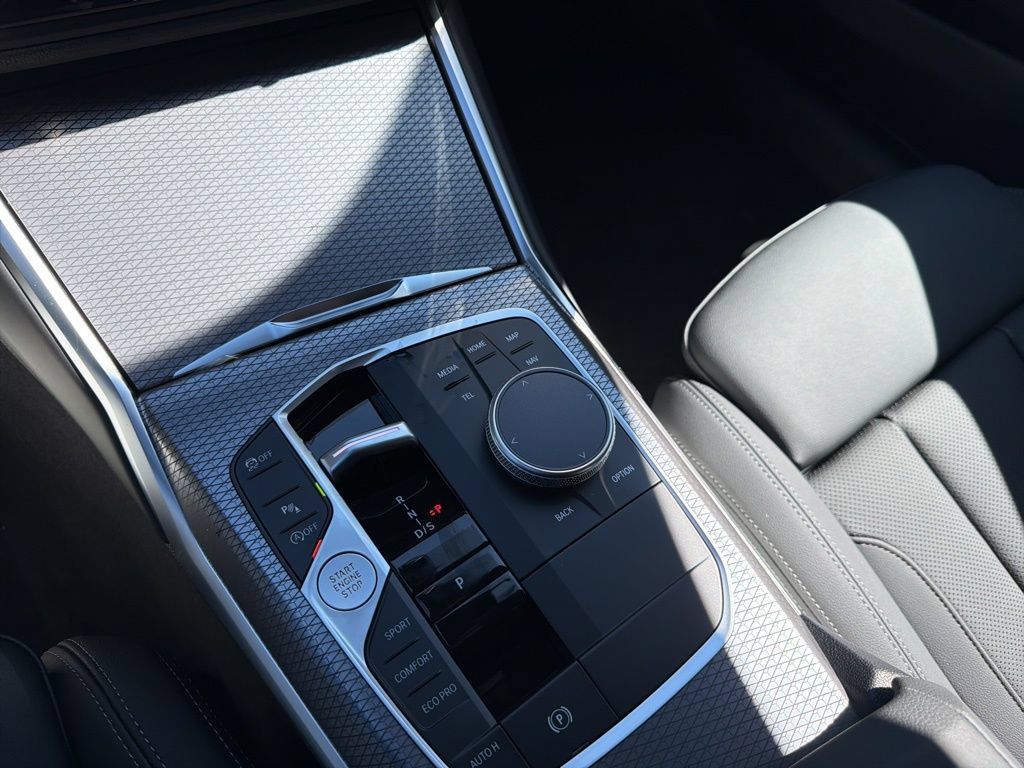 New 2026 BMW 330i Sedan w/ M Sport Package RWD image 22