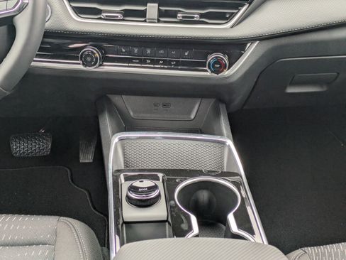 New 2026 Chevrolet Equinox LT w/ Safety and Technology Package image 19