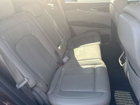 Used 2018 Lincoln MKX Reserve w/ Lincoln MKX Climate Package FWD image 8