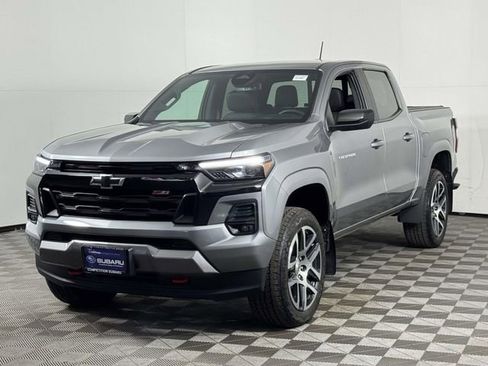 Used 2023 Chevrolet Colorado Z71 w/ Z71 Convenience Package 2 AWD/4WD image 7