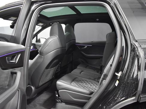 Used 2023 Audi SQ7 Prestige image 33