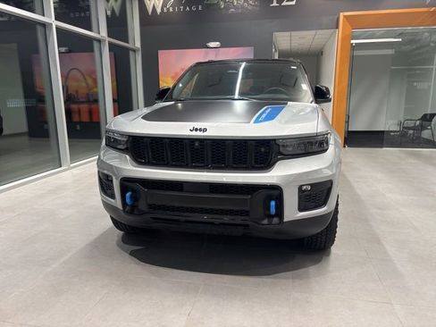 Used 2022 Jeep Grand Cherokee Trailhawk w/ Advanced Protech Group II image 10