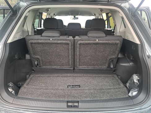 Used 2023 Volkswagen Tiguan S image 13