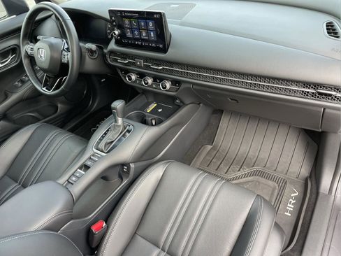 Certified 2025 Honda HR-V EX-L image 20