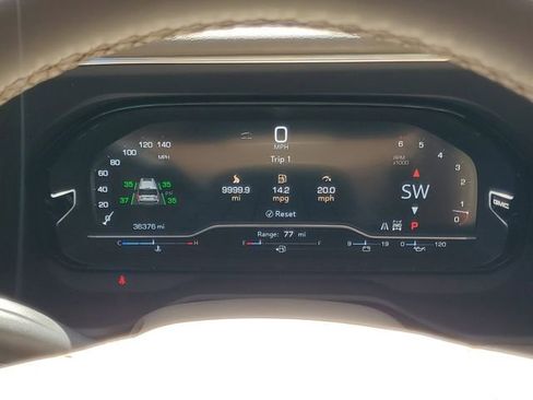 Certified 2023 GMC Yukon XL Denali image 23