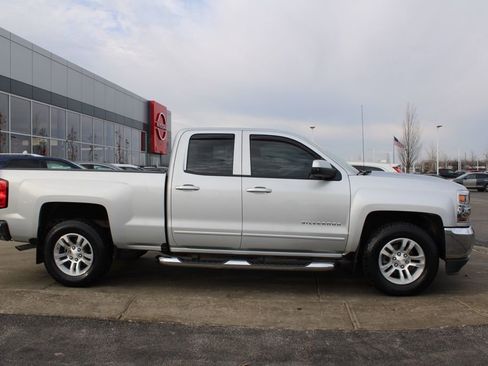 Used 2018 Chevrolet Silverado 1500 LT w/ All Star Edition image 6
