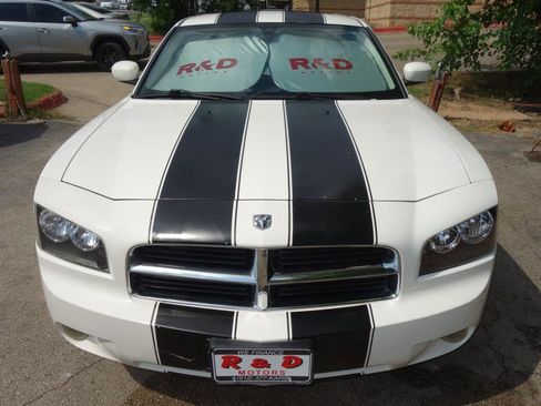 Used 2009 Dodge Charger R/T AWD/4WD image 2