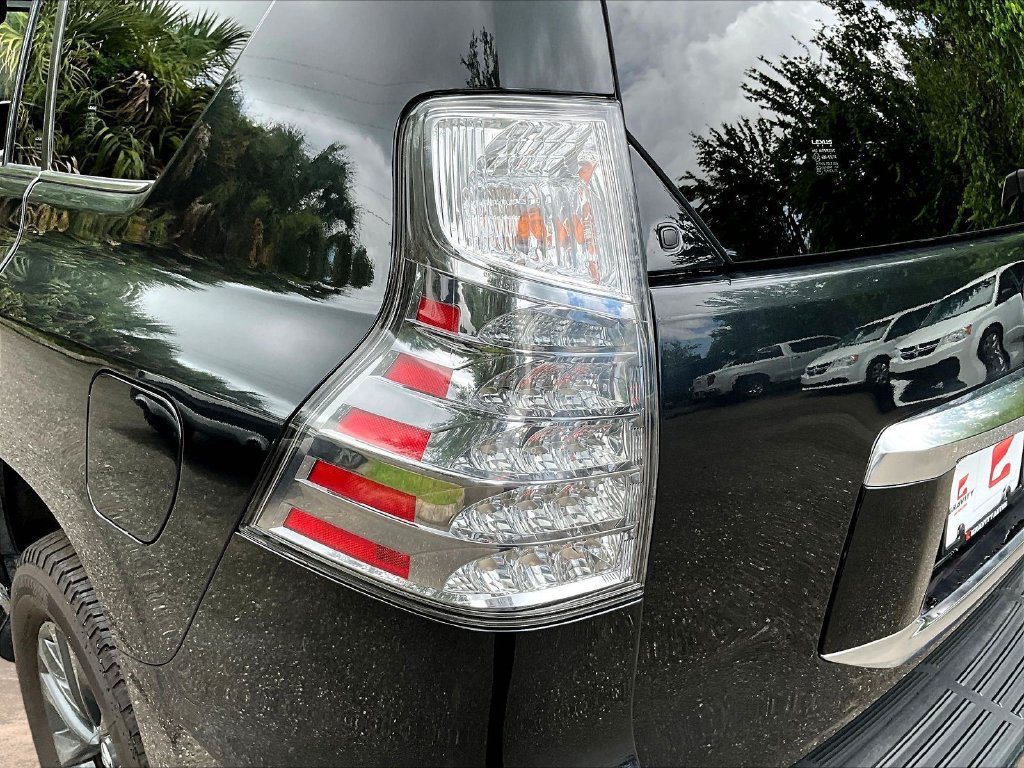 Used 2023 Lexus GX 460 Premium w/ Premium Plus Package AWD/4WD image 23