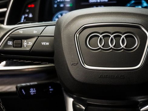 Used 2021 Audi Q8 Premium Plus image 18