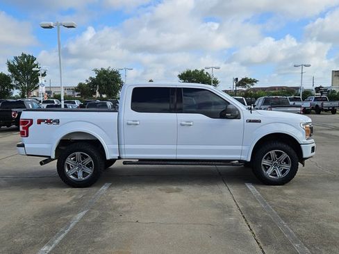 Used 2018 Ford F150 XLT w/ Equipment Group 302A Luxury AWD/4WD image 4