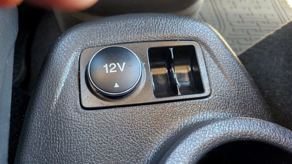 Used 2015 Ford Transit Connect XLT FWD image 37