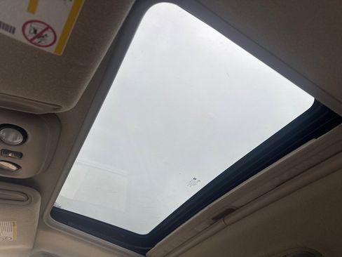 Used 2001 Chevrolet Suburban LT w/ LT Preferred Equipment Group image 19