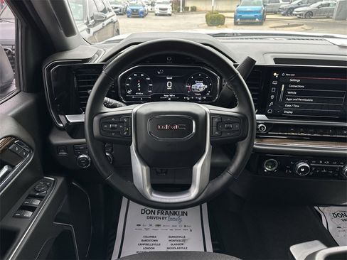 Used 2023 GMC Sierra 1500 Elevation image 6