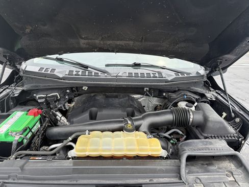 Used 2018 Ford F150 XLT w/ Equipment Group 302A Luxury AWD/4WD image 44