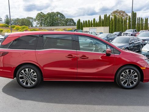 New 2027 Honda Odyssey Elite image 5