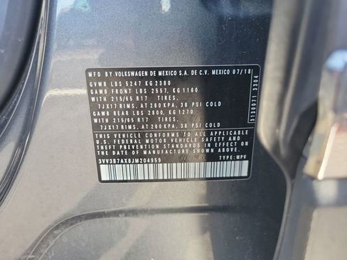 Used 2018 Volkswagen Tiguan SEL image 40