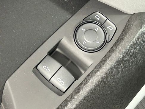 Used 2021 Chevrolet Camaro LT w/ Technology Package image 30