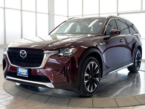 Certified 2024 MAZDA CX-90 Plug-In Hybrid w/ Premium Plus AWD/4WD image 4