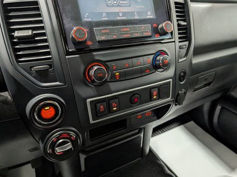 Used 2021 Nissan Titan S w/ S Utility Package image 28