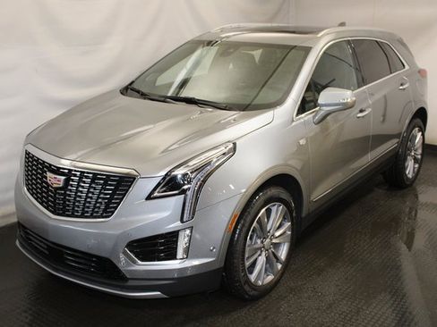 Certified 2025 Cadillac XT5 Premium Luxury w/ Technology Package image 1