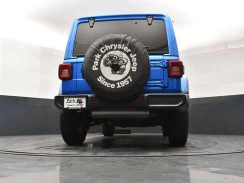 Used 2024 Jeep Wrangler Sahara w/ Technology Group image 23