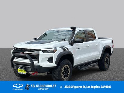 New 2025 Chevrolet Colorado ZR2 w/ Off-Road Front Bumper Package