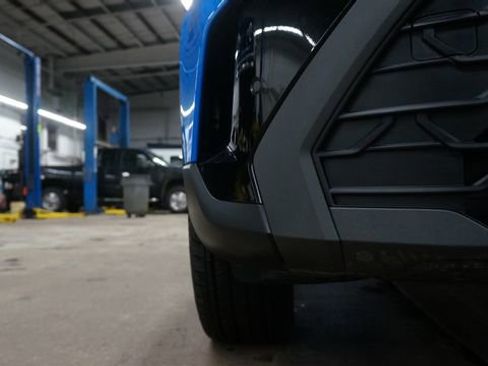 Certified 2025 Volkswagen Taos SE image 73