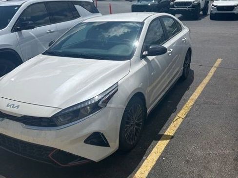 Used 2023 Kia Forte GT-Line FWD image 2