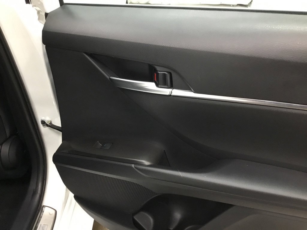 Used 2024 Toyota Camry SE FWD image 17
