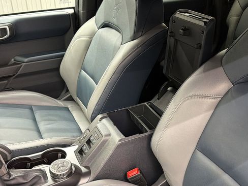 Used 2024 Ford Bronco Outer Banks image 28