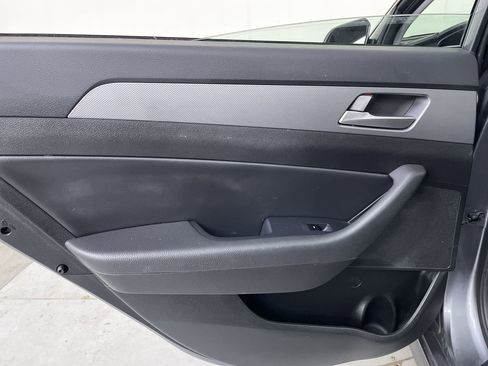 Used 2018 Hyundai Sonata SEL image 19